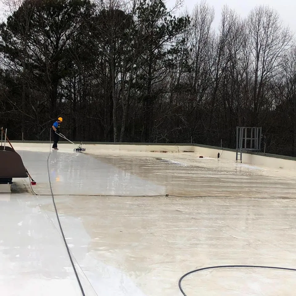 Commercial concrete – Large-area surface cleaning by Carolina Xtreme